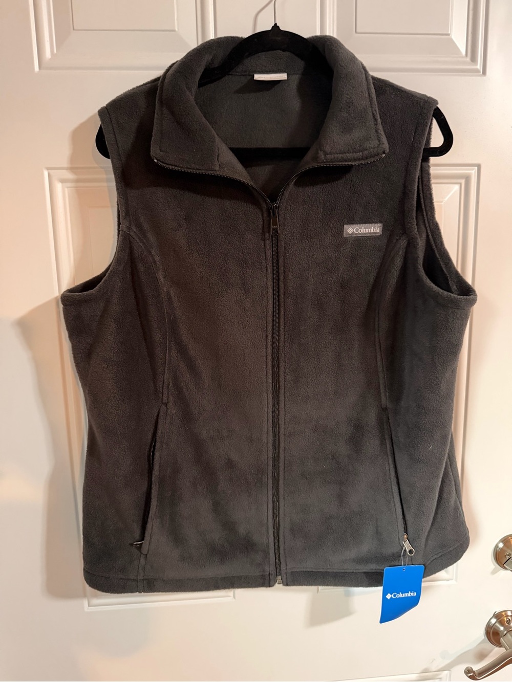 Columbia Women's Dark Gray Fleece Vest - Full Zip